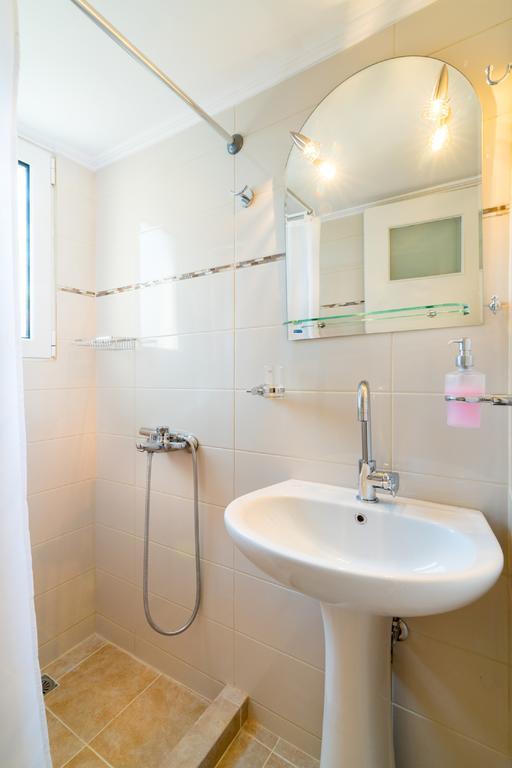 Charmy Petit Flat In Athensアパートメント エクステリア 写真