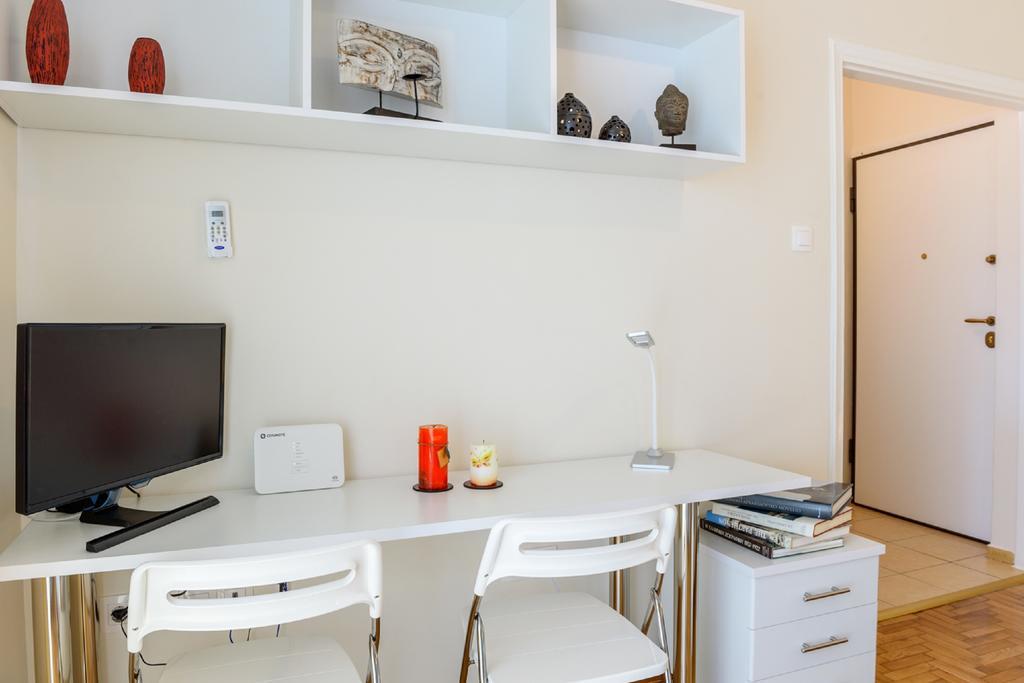 Charmy Petit Flat In Athensアパートメント エクステリア 写真